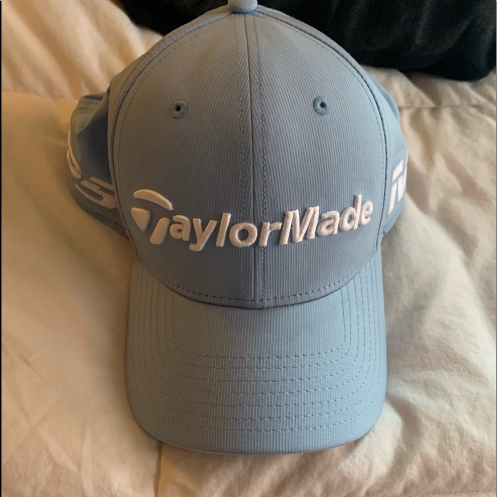 Taylormade strap back hat. Good condition.